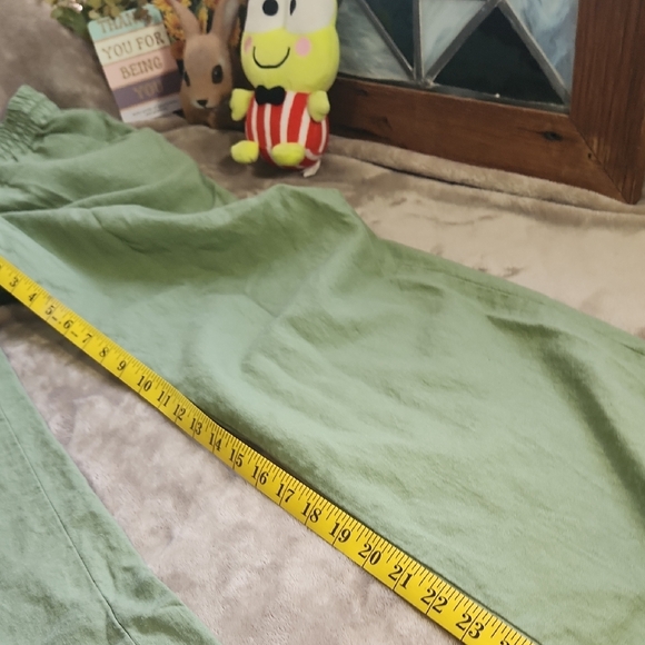 Green Wide-Leg Pants - Picture 6 of 10